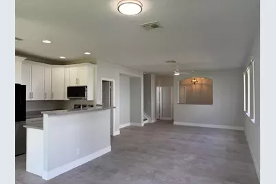 3251 Laurel Ridge Circle, Riviera Beach, FL 33404 - Photo 2