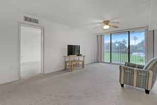 2621 Village Blvd, West Palm Beach, FL 33409 - Photo 2