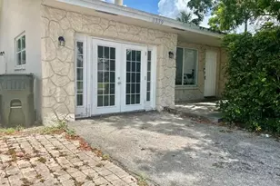 3339 NW 69th Ct, Fort Lauderdale, FL 33309 - Photo 2