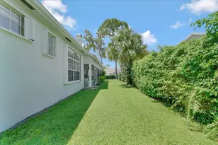 1040 Wild Cherry Ln, Wellington, FL 33414 - Photo 42