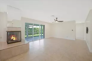 1040 Wild Cherry Ln, Wellington, FL 33414 - Photo 22
