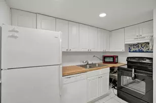 636 NW 13th St, Boca Raton, FL 33486 - Photo 4