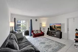 636 NW 13th St, Boca Raton, FL 33486 - Photo 2