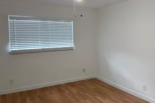 5644 Blueberry Ct, Lauderhill, FL 33313 - Photo 12
