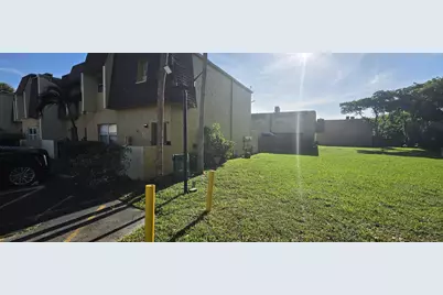 5644 Blueberry Court #11, Lauderhill, FL 33313 - Photo 18