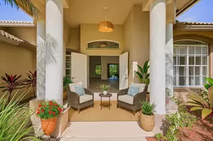 8671 155th Pl N, Palm Beach Gardens, FL 33418 - Photo 2