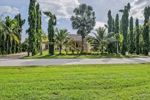 8671 155th Pl N, Palm Beach Gardens, FL 33418 - Photo 4