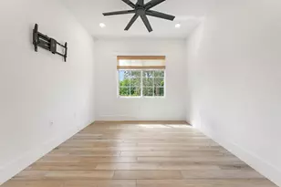 12176 Waterstone Cir, Palm Beach Gardens, FL 33412 - Photo 28