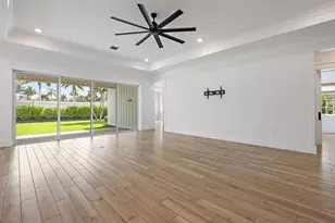 12176 Waterstone Cir, Palm Beach Gardens, FL 33412 - Photo 14