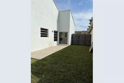 8265 NW 192nd Terrace, Hialeah, FL 33015 - Photo 16