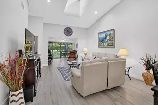 8347 Springlake Dr, Boca Raton, FL 33496 - Photo 14