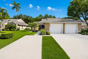 8347 Springlake Dr, Boca Raton, FL 33496 - Photo 2