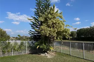 4293 Laurel Ridge Cir, Weston, FL 33331 - Photo 80