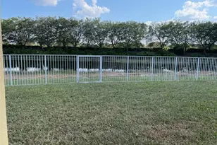 4293 Laurel Ridge Cir, Weston, FL 33331 - Photo 74