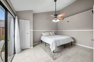 4012 Palm Bay Cir, West Palm Beach, FL 33406 - Photo 4