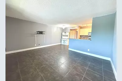 1625 Meadows Circle W, Boynton Beach, FL 33436 - Photo 6