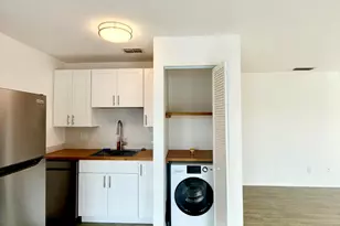436 Auburn, Daytona Beach, FL 32118 - Photo 10