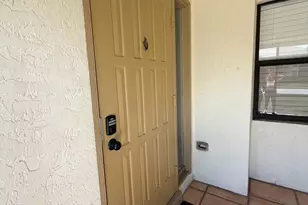 107 Half Moon Cir, Jupiter, FL 33458 - Photo 4