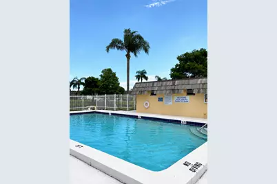 2370 Waterside Drive, Lake Worth, FL 33461 - Photo 12