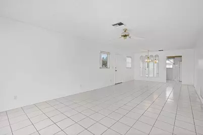 121 Mockingbird Lane, Delray Beach, FL 33445 - Photo 4