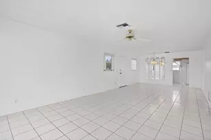 121 Mockingbird Ln, Delray Beach, FL 33445 - Photo 4