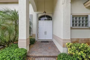 2644 Miller Ct, Weston, FL 33332 - Photo 2