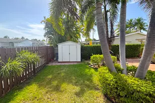 310 SE 4th Terrace, Dania Beach, FL 33004 - Photo 32