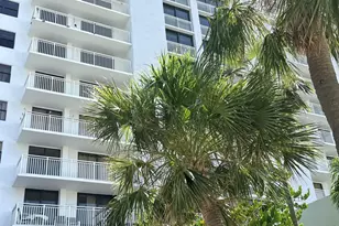 210 174th St, Sunny Isles Beach, FL 33160 - Photo 32