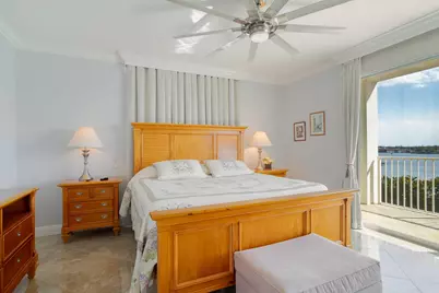 806 E Windward Way #524, Lantana, FL 33462 - Photo 8