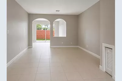 5610 NW 107th Avenue #1314, Doral, FL 33178 - Photo 2