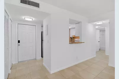 10 Willowbrook Lane #207, Delray Beach, FL 33446 - Photo 4