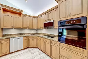 3451 Jog Park Dr, Greenacres, FL 33467 - Photo 4