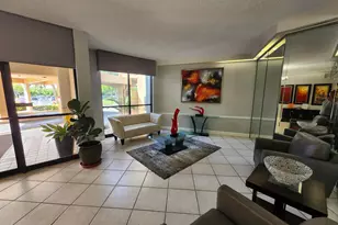 1000 St Charles Pl, Pembroke Pines, FL 33026 - Photo 26