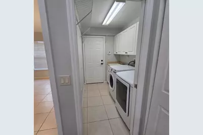 981 SW McCracken Avenue, Port Saint Lucie, FL 34953 - Photo 4