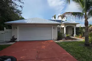 981 SW McCracken Ave, Port Saint Lucie, FL 34953 - Photo 1