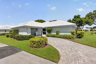 8 Slash Pine Dr, Boynton Beach, FL 33436 - Photo 4