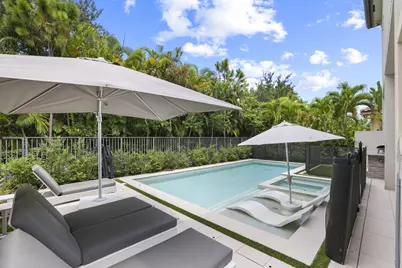 16238 Cabernet Drive, Delray Beach, FL 33446 - Photo 2