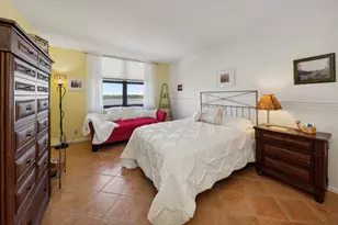5480 N Ocean Dr, Singer Island, FL 33404 - Photo 12