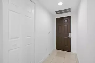 610 Clematis St, West Palm Beach, FL 33401 - Photo 10