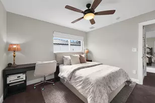 8 Windsor Rd W, Jupiter, FL 33469 - Photo 24