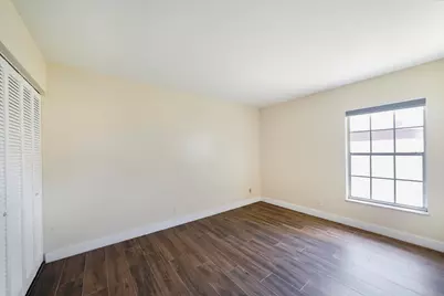270 Cape Cod Circle #B, Lake Worth, FL 33467 - Photo 6