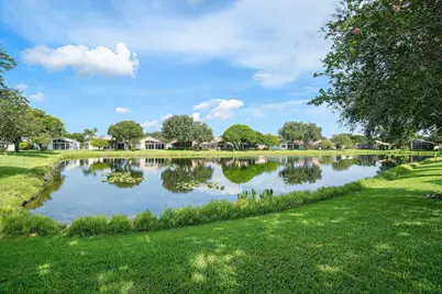 5737 Royal Club Drive, Boynton Beach, FL 33437 - Photo 32