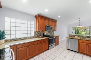5737 Royal Club Dr, Boynton Beach, FL 33437 - Photo 6
