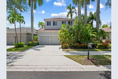 1204 Camellia Circle, Weston, FL 33326 - Photo 2