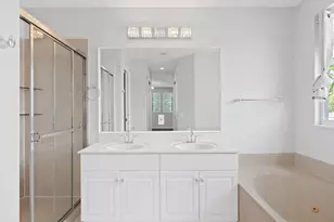 1204 Camellia Cir, Weston, FL 33326 - Photo 20