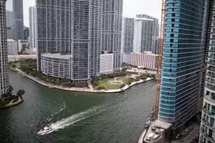 325 S Biscayne Blvd, Miami, FL 33131 - Photo 2