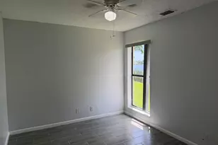 1501 Waterview Cir, Palm Springs, FL 33461 - Photo 18