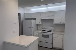 1501 Waterview Cir, Palm Springs, FL 33461 - Photo 8