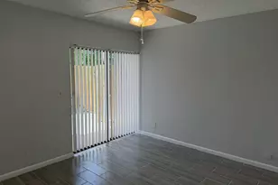 1501 Waterview Cir, Palm Springs, FL 33461 - Photo 12