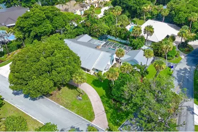 15 W High Point Road, Sewalls Point, FL 34996 - Photo 10